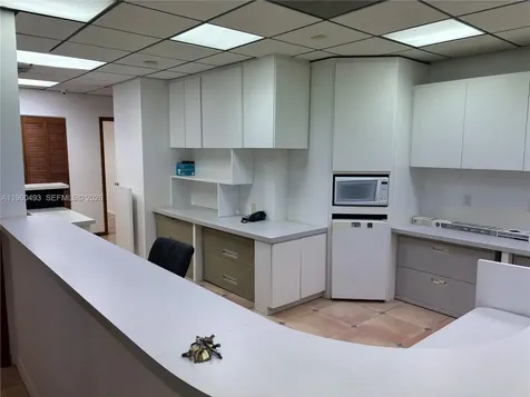 7800 W Oakland Park Boulevard Sunrise FL 33351