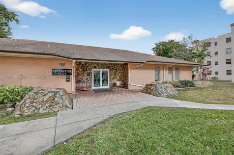 2801 Somerset Drive Lauderdale Lakes FL 33311