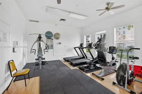 2801 Somerset Drive Lauderdale Lakes FL 33311