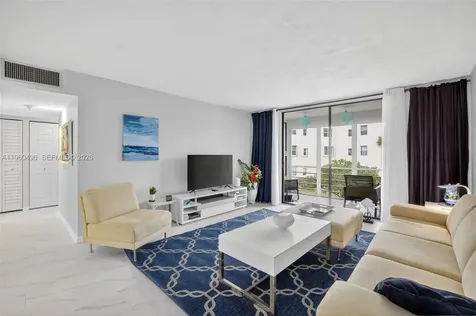 2801 Somerset Drive Lauderdale Lakes FL 33311