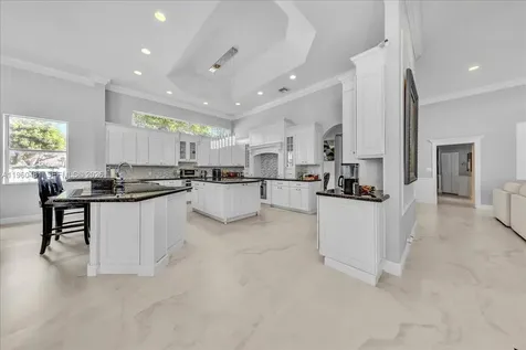 13801 Alexandria Court Davie FL 33325