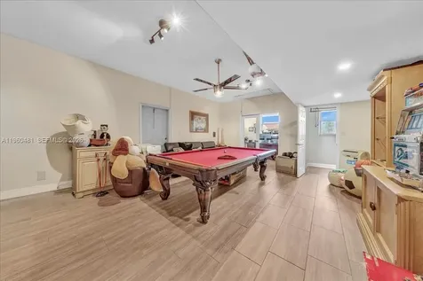 13801 Alexandria Court Davie FL 33325
