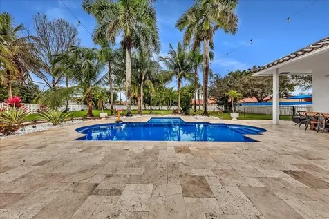 13801 Alexandria Court Davie FL 33325