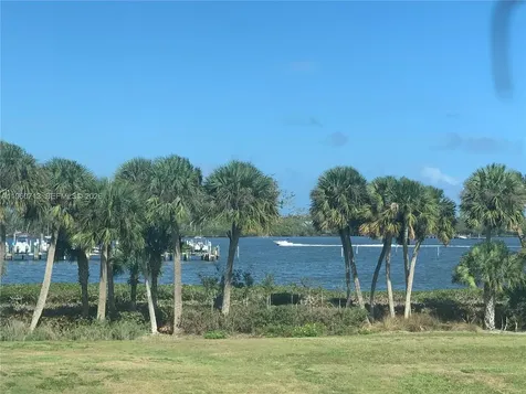 6102 SE Landing Way Stuart FL 34997