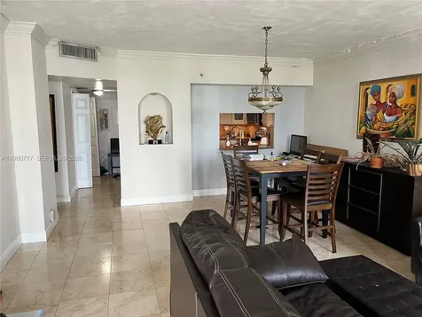 520 Brickell Key Drive Miami FL 33131