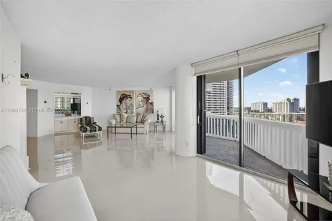 2000 Island Boulevard Aventura FL 33160