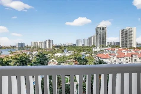 2000 Island Boulevard Aventura FL 33160