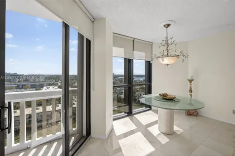 2000 Island Boulevard Aventura FL 33160