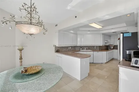 2000 Island Boulevard Aventura FL 33160
