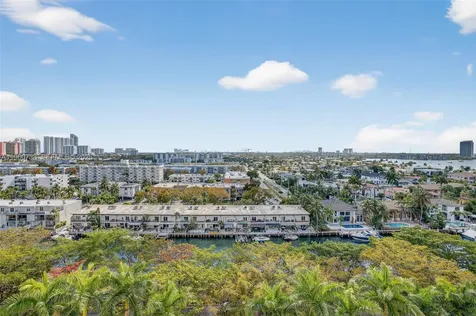 2000 Island Boulevard Aventura FL 33160