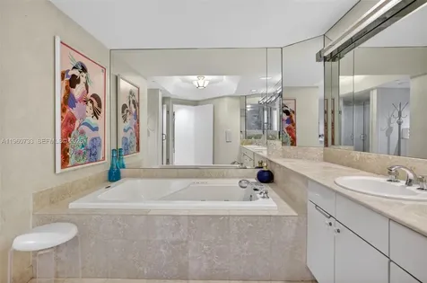 2000 Island Boulevard Aventura FL 33160