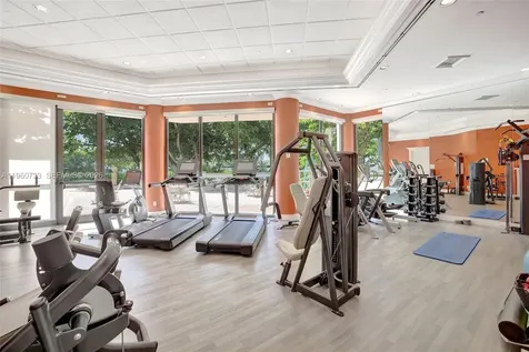 2000 Island Boulevard Aventura FL 33160