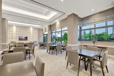 2000 Island Boulevard Aventura FL 33160