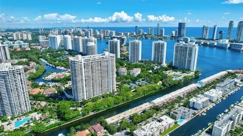 2000 Island Boulevard Aventura FL 33160