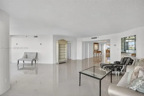 2000 Island Boulevard Aventura FL 33160