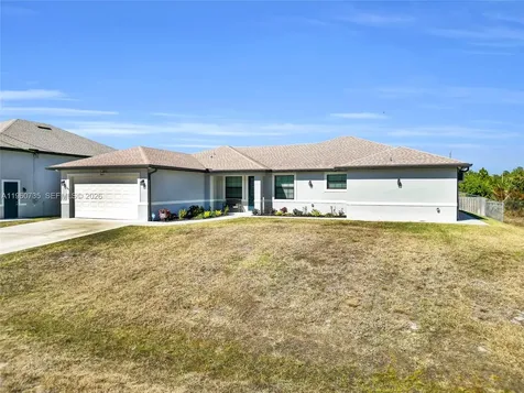 1113 Elegans Street E Lehigh Acres FL 33974