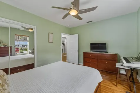 Surfside FL 33154