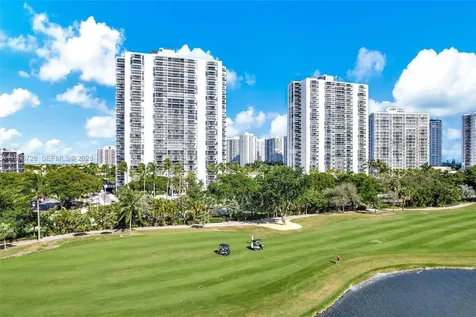 Aventura FL 33180