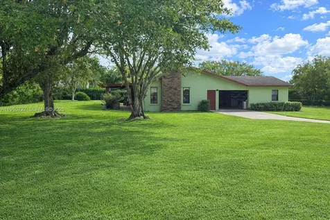 16981 SW 276th Street Homestead FL 33031