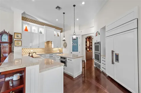 2567 Montclaire Circle Weston FL 33327