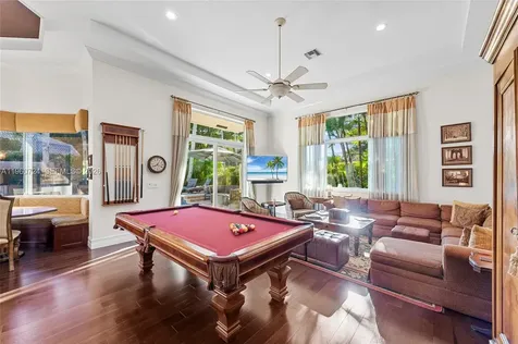 2567 Montclaire Circle Weston FL 33327