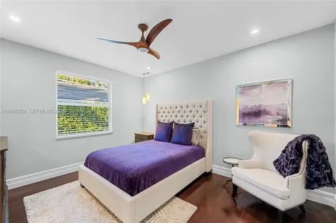 2567 Montclaire Circle Weston FL 33327