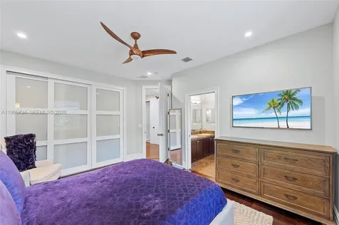 2567 Montclaire Circle Weston FL 33327