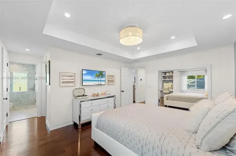 2567 Montclaire Circle Weston FL 33327