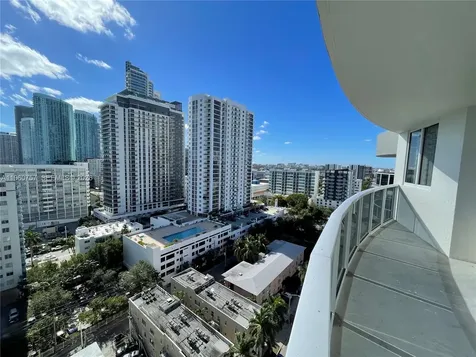 601 NE 23rd Street Miami FL 33137