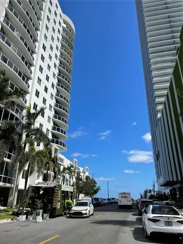 601 NE 23rd Street Miami FL 33137