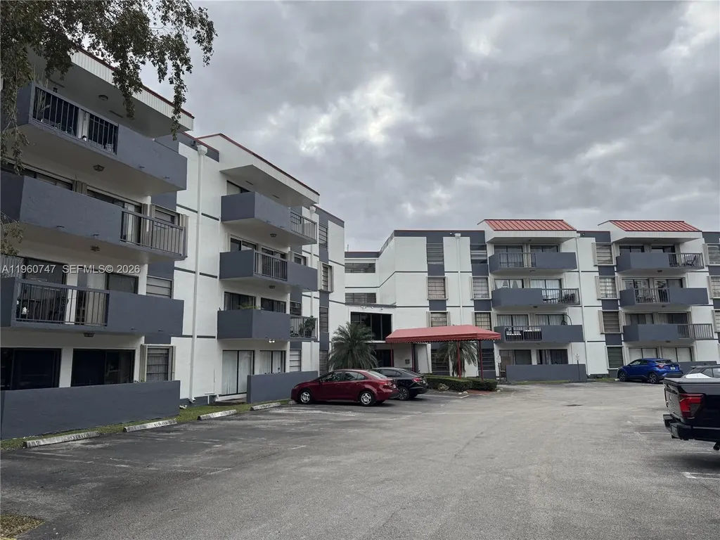 5800 SW 127th Avenue Miami FL 33183