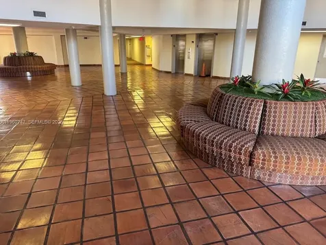 5800 SW 127th Avenue Miami FL 33183