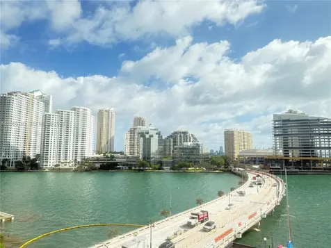 801 Brickell Bay Drive Miami FL 33131