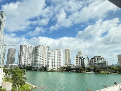 801 Brickell Bay Drive Miami FL 33131