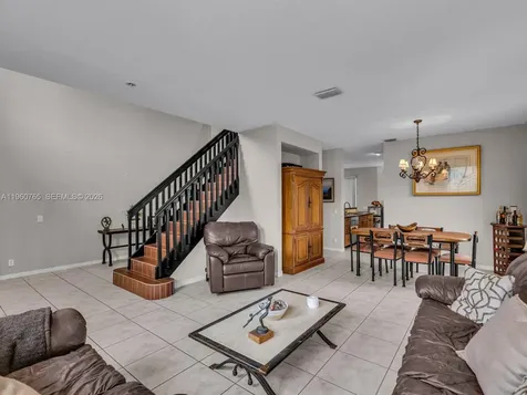 4209 Pinewood Lane Weston FL 33331