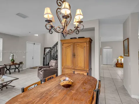 4209 Pinewood Lane Weston FL 33331
