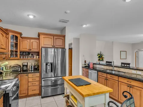4209 Pinewood Lane Weston FL 33331
