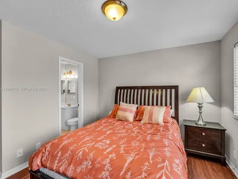 4209 Pinewood Lane Weston FL 33331