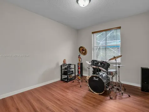 4209 Pinewood Lane Weston FL 33331