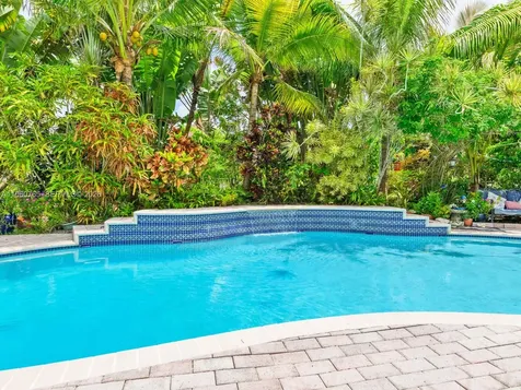 4209 Pinewood Lane Weston FL 33331