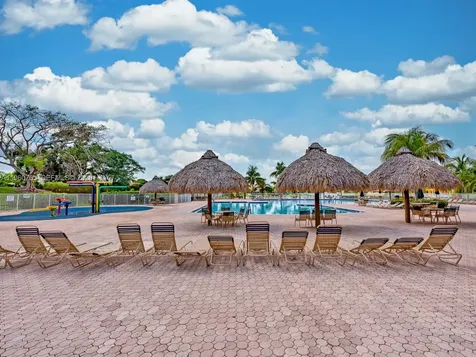 4209 Pinewood Lane Weston FL 33331