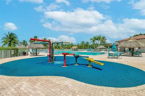 4209 Pinewood Lane Weston FL 33331