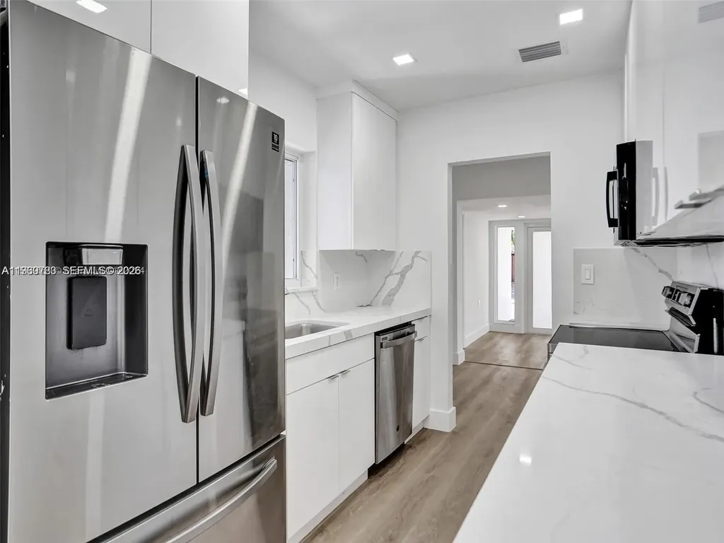 1609 NW 7th Terrace Fort Lauderdale FL 33311