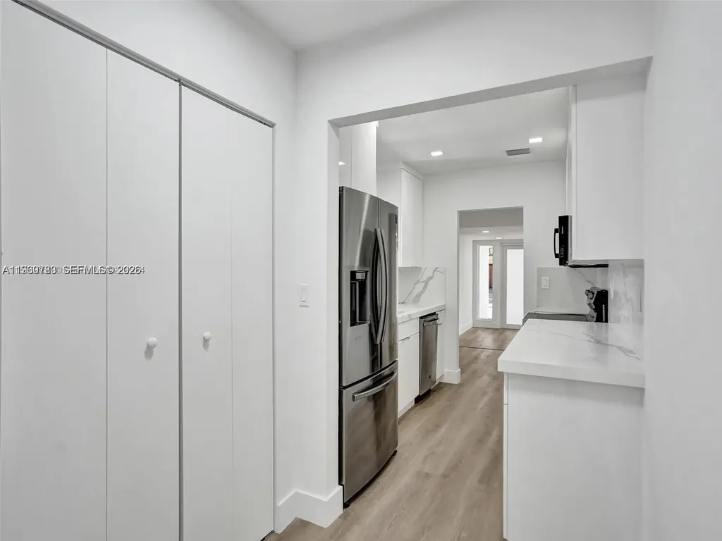 1609 NW 7th Terrace Fort Lauderdale FL 33311