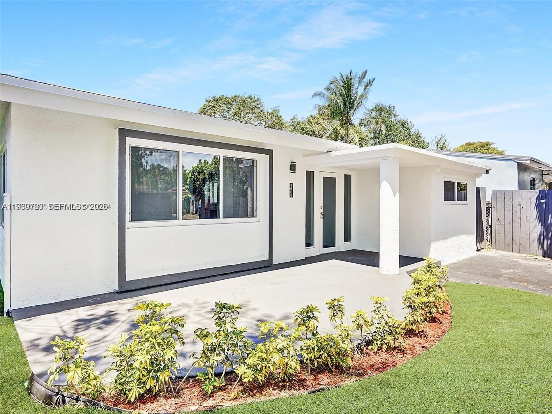 1609 NW 7th Terrace Fort Lauderdale FL 33311