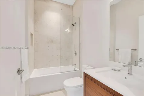 3581 E Glencoe Street Coconut Grove FL 33133