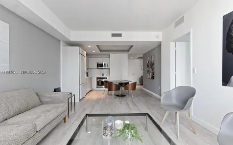 45 SW 9th Street Miami FL 33130
