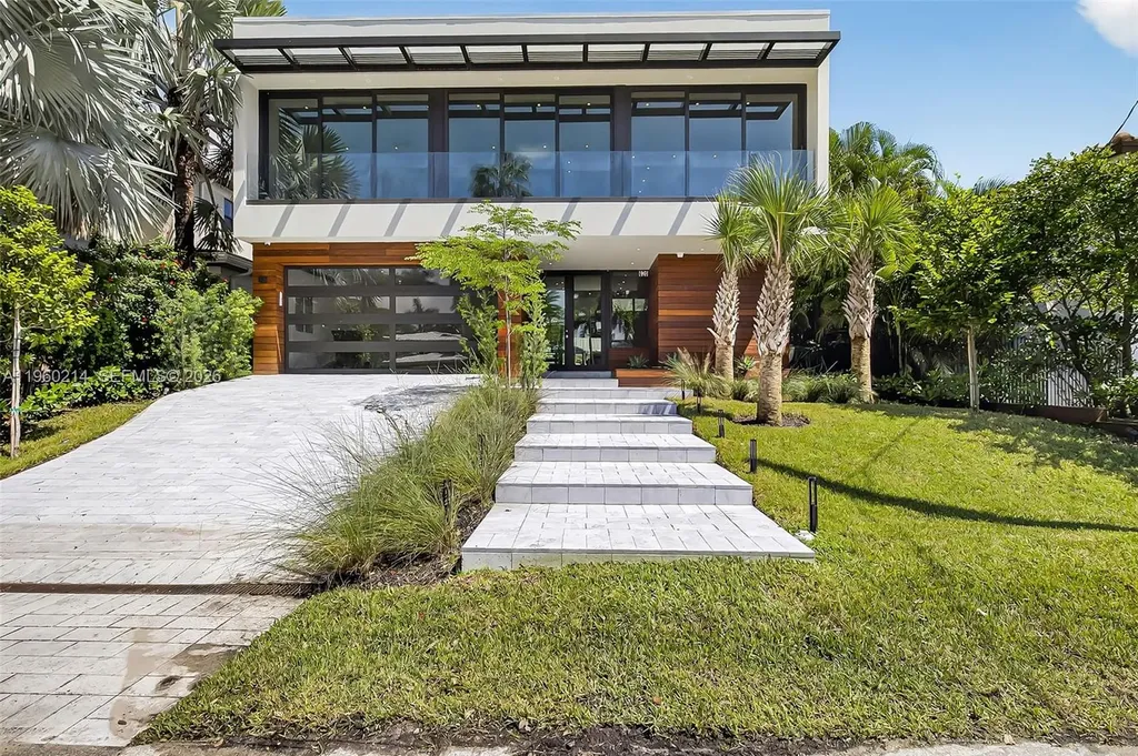 620 Solar Isle Drive Fort Lauderdale FL 33301