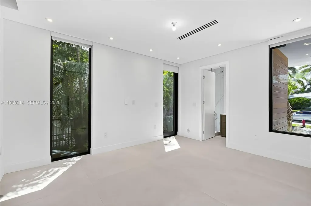 620 Solar Isle Drive Fort Lauderdale FL 33301