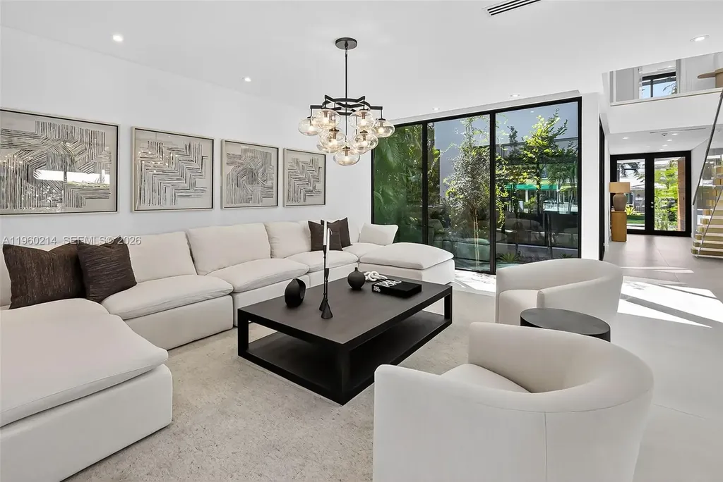 620 Solar Isle Drive Fort Lauderdale FL 33301